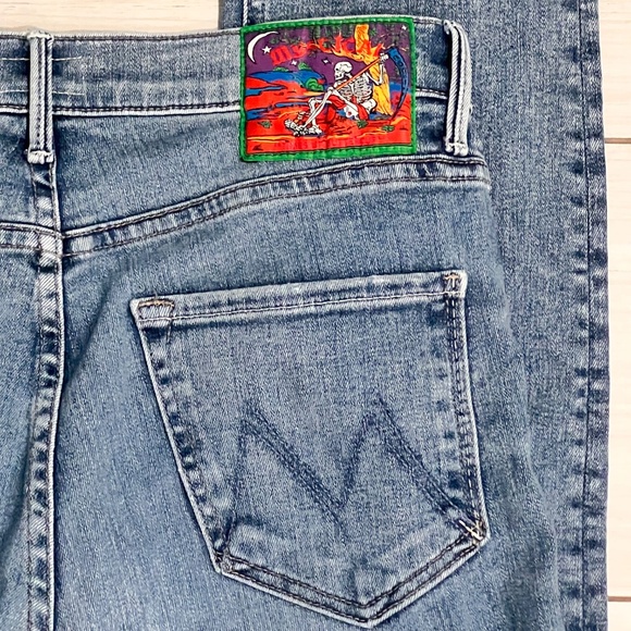 MOTHER Mystical Dazzler Laws of Attraction Women's High Rise Jeans Size 28 - Picture 7 of 16
